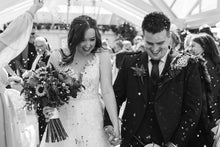 Load image into Gallery viewer, Biodegradable Daisy Petals Wedding Confetti - select your own colours
